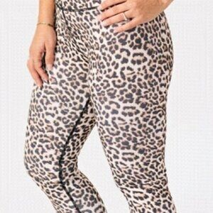 ❄️ Zyia Active Leopard Brilliant Scrunchy What Leggings